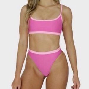 93 Play Street: Poppy Pink Contrast-Trim Bikini Set + tie skirt. Women’s Swim